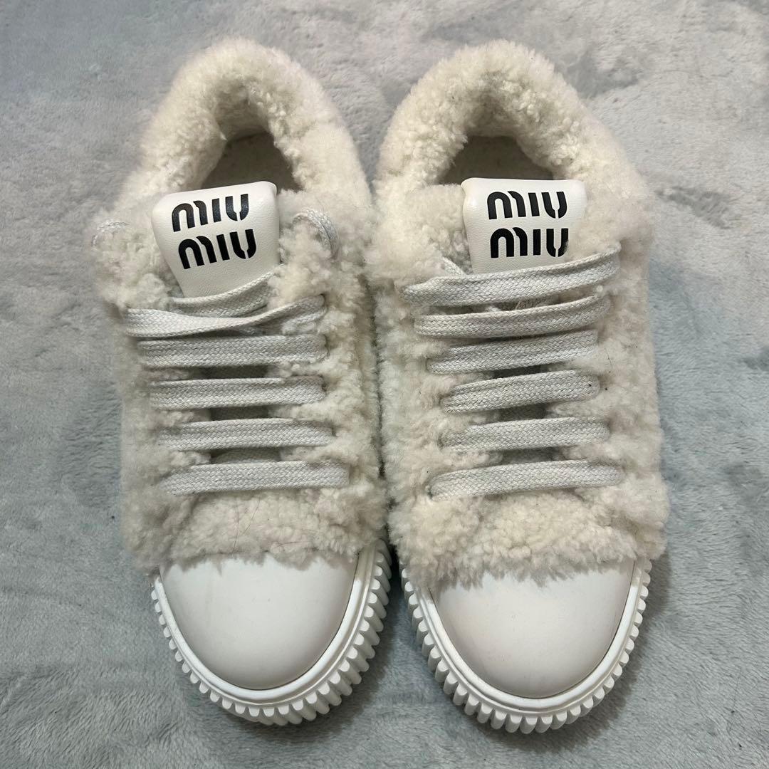 美品 miu miu ミウミウ ボアシアリング スニーカー 23.5cm
