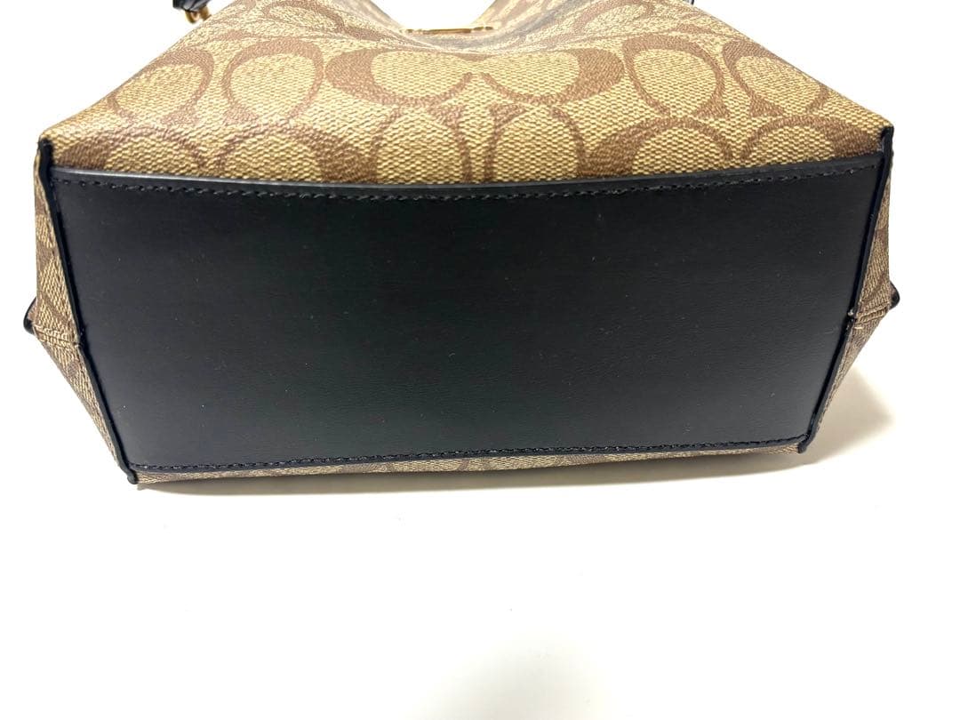 COACH コーチ モリー バケットバッグ 22 シグネチャー CA582