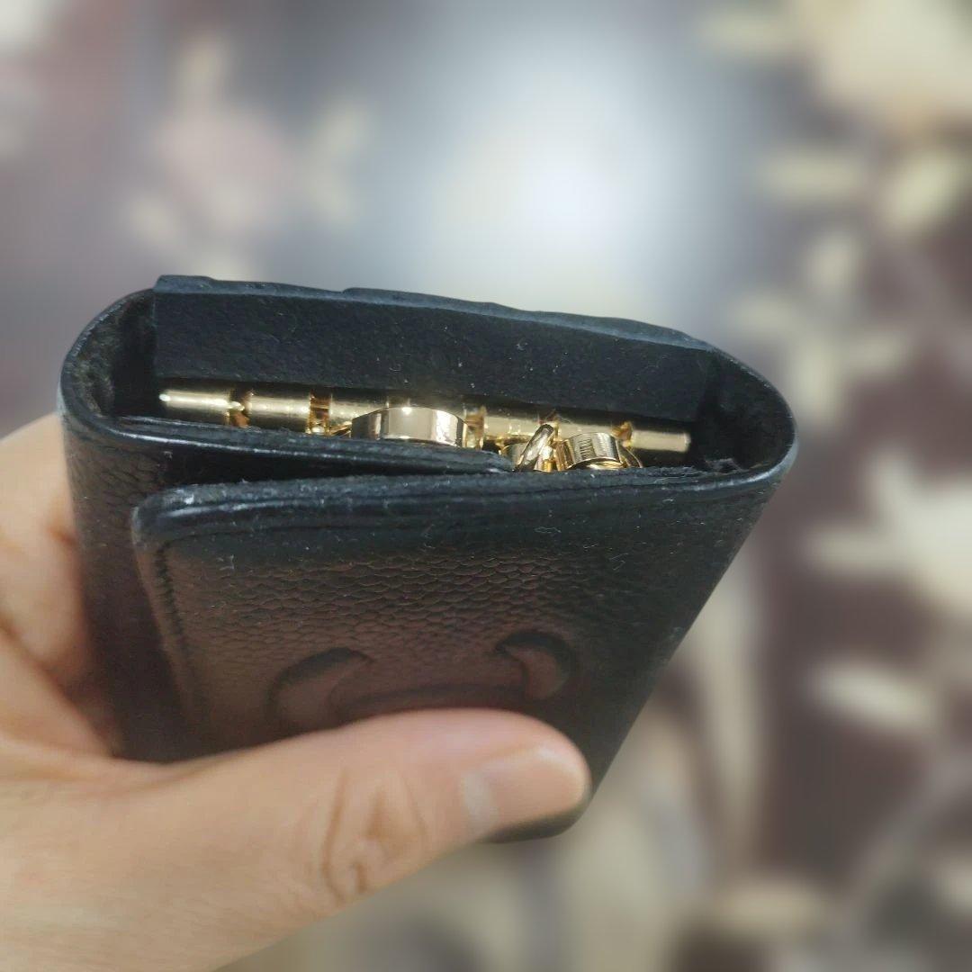 シャネルキャビアスキン　キーケース