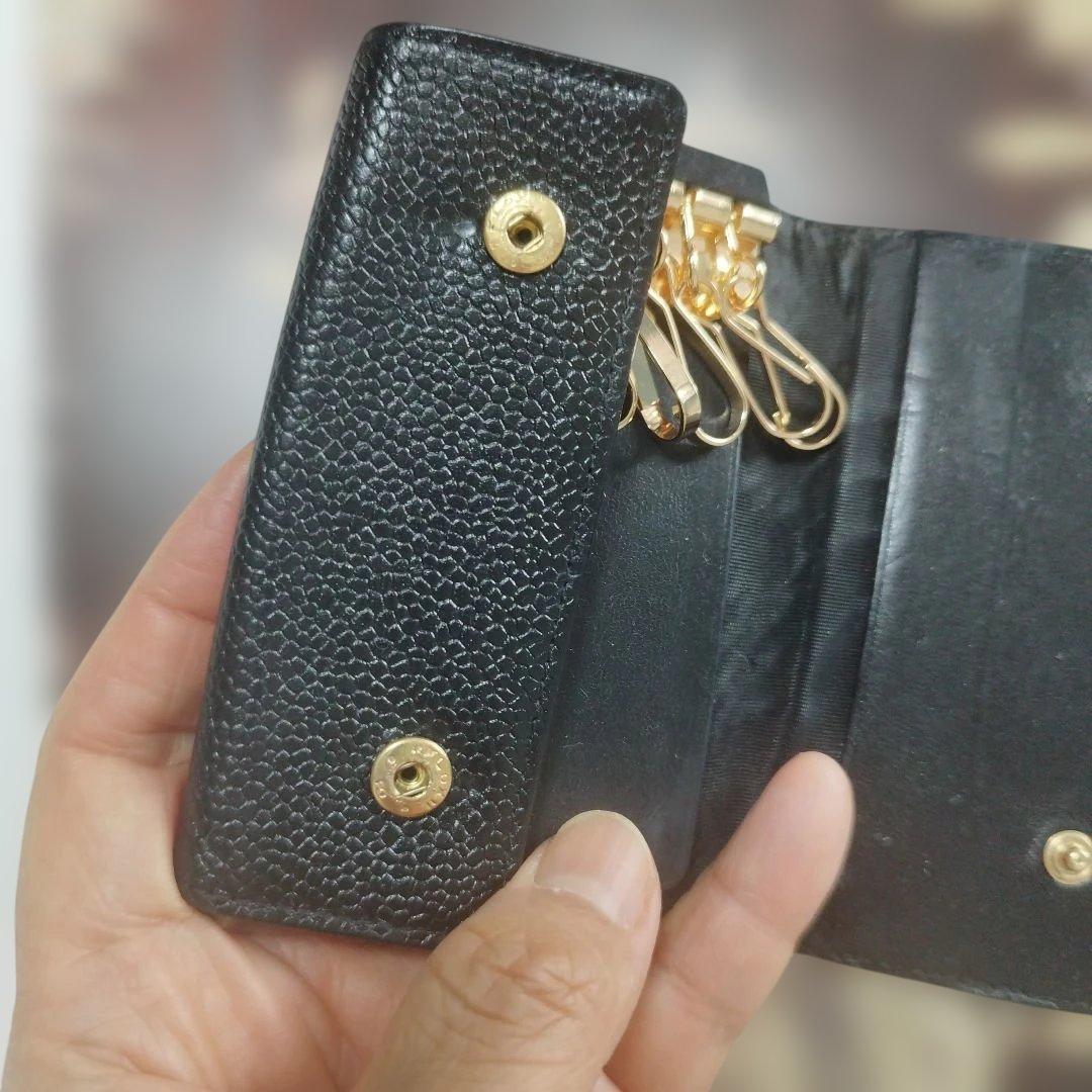 シャネルキャビアスキン　キーケース