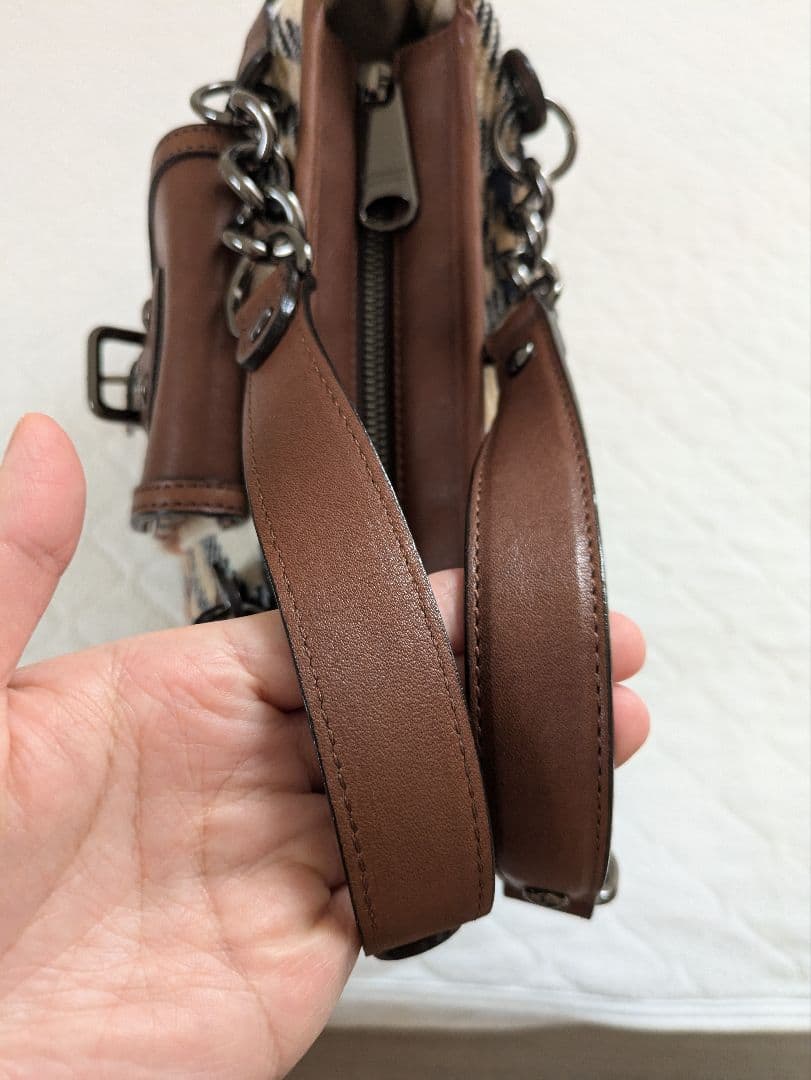 BURBERRY　バーバリー　ブルーレーベル　ハンドバッグ