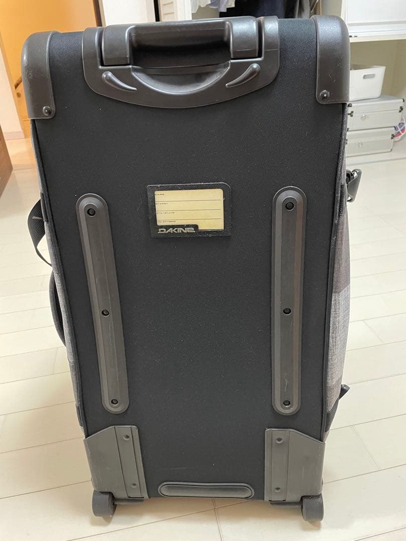 DAKINE グレー キャリーバッグ 大容量
