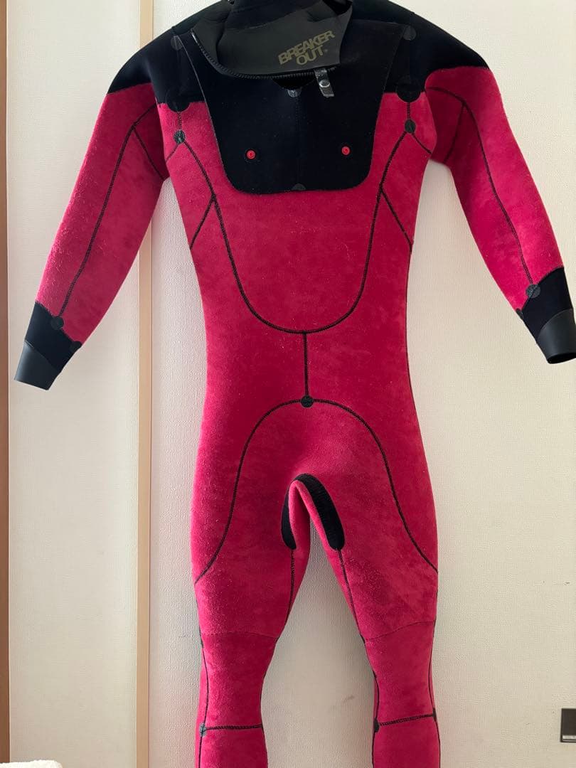 BREAKER OUT フルスーツ セミドライ　5ミリ3ミリ