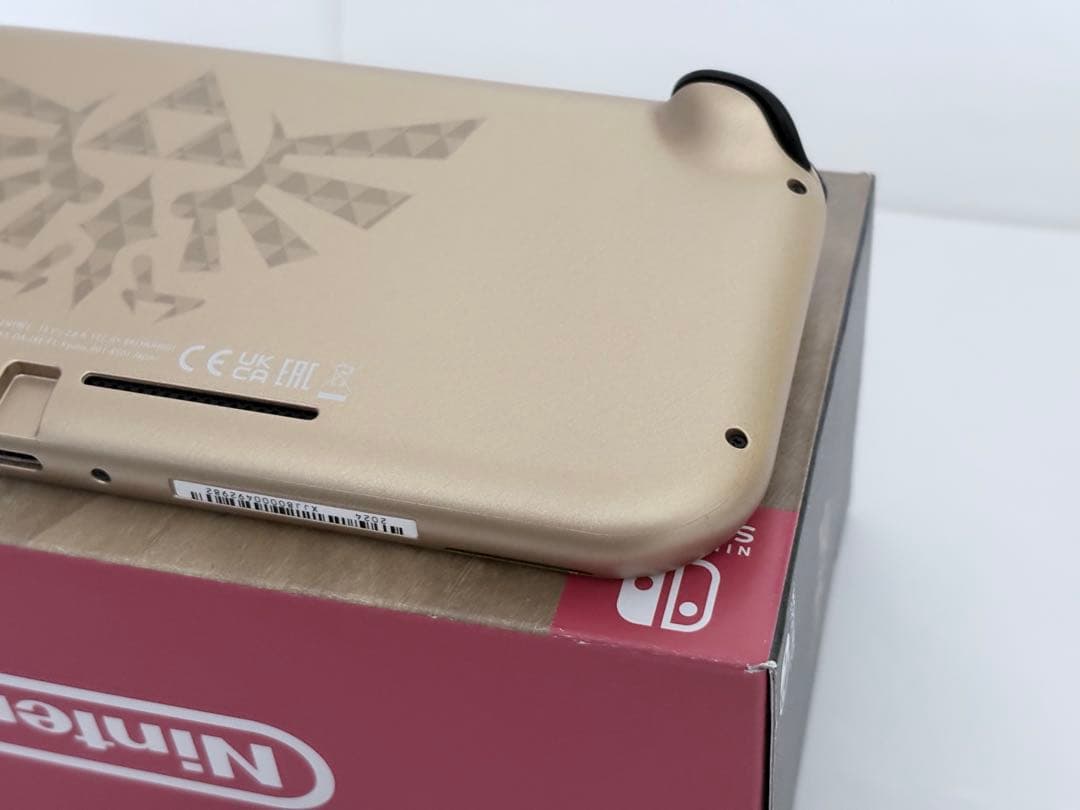 ★Nintendo Switch Lite★ハイラルエディション★送料無料★