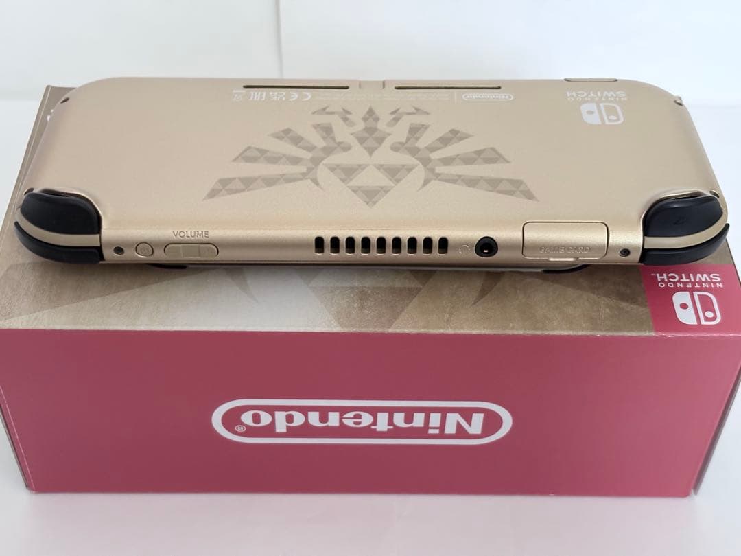 ★Nintendo Switch Lite★ハイラルエディション★送料無料★
