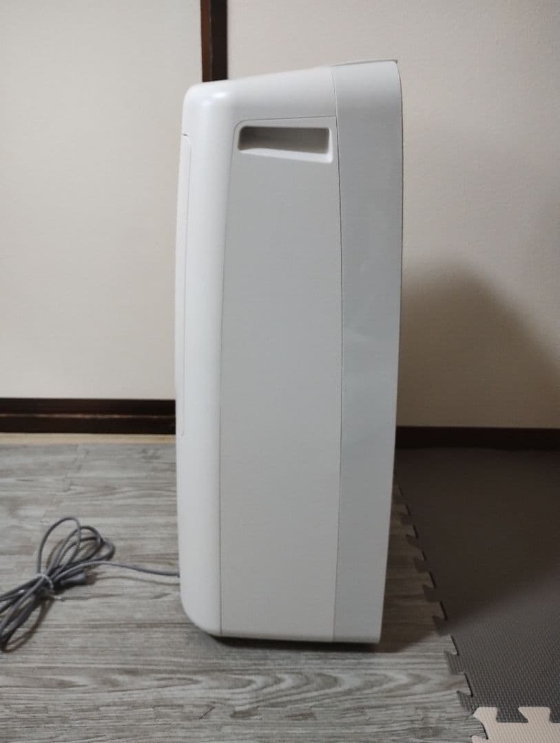 シャープ 衣類乾燥除湿機 ホワイト CV-R120