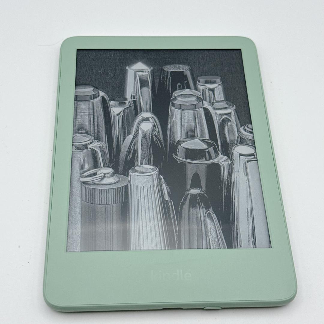 【ほぼ未使用】Amazon Kindle (第11世代) 純正カバー付 16GB