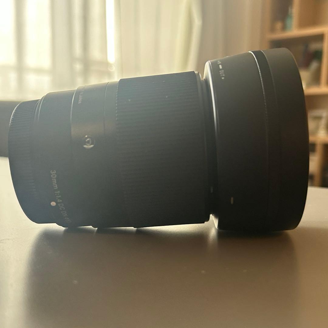【単焦点レンズ/xマウント】30mm SIGMA F1.4 DC DN