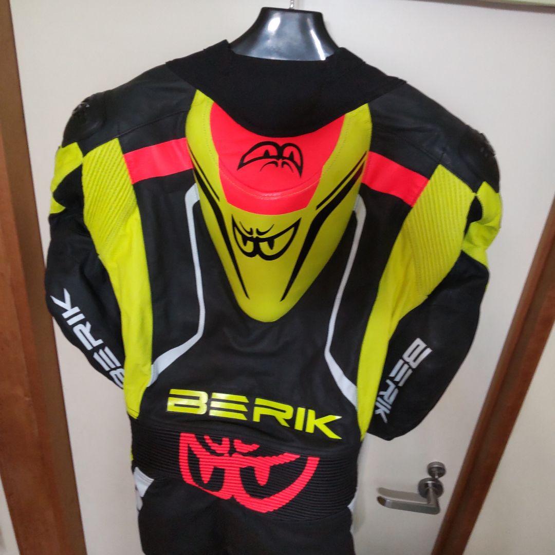 べリック(54・XXL)ハイグレードモデル牛革レーシングスーツ新品未使用