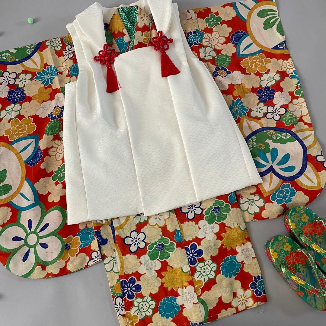 七五三　3歳　アンティークお着物セット　正絹白無地被布　髪飾り付き