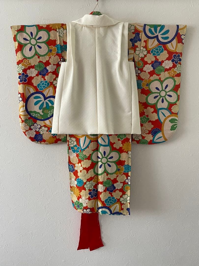 七五三　3歳　アンティークお着物セット　正絹白無地被布　髪飾り付き