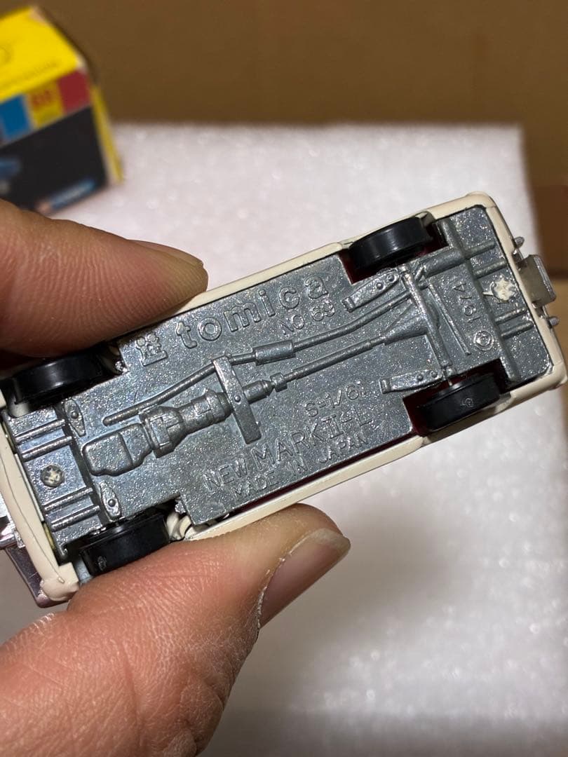 ぽ*様 トミカ　黒箱　ミニカー　4台セット