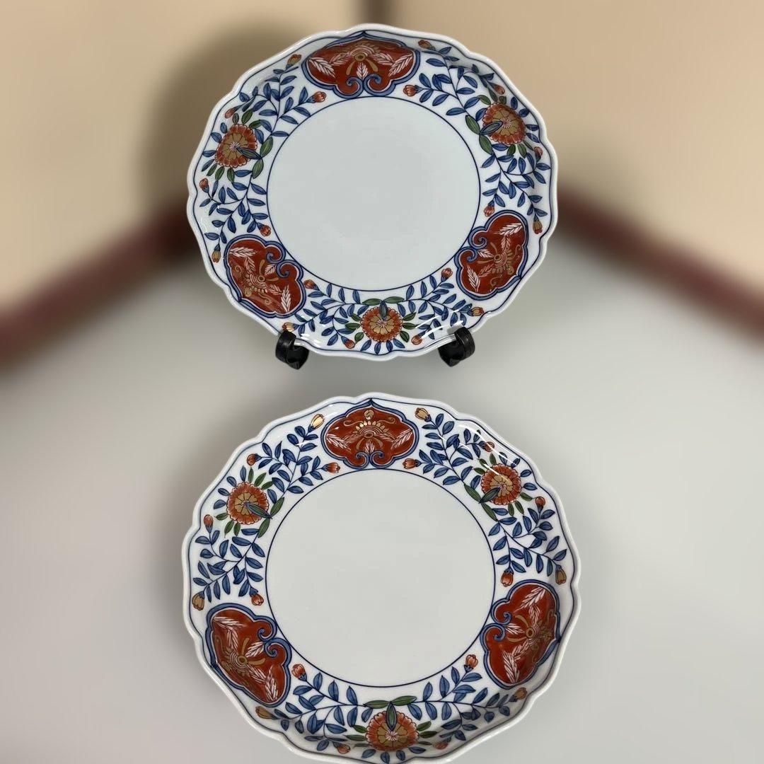 源右衛門　古伊万里風染錦唐花　大皿２枚 22㎝