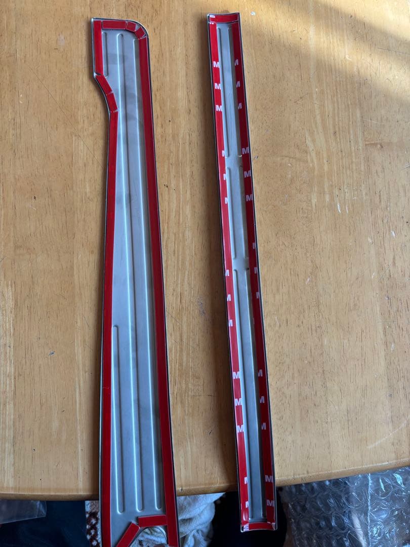 テールランプ2個セットとトリムパーツ　　タント610 値下げ中