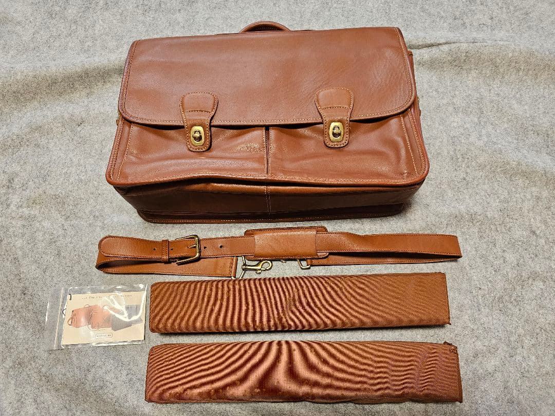 【未使用】オールドコーチ ビジネスバッグ ディプロマット ターンロック　ブラウン