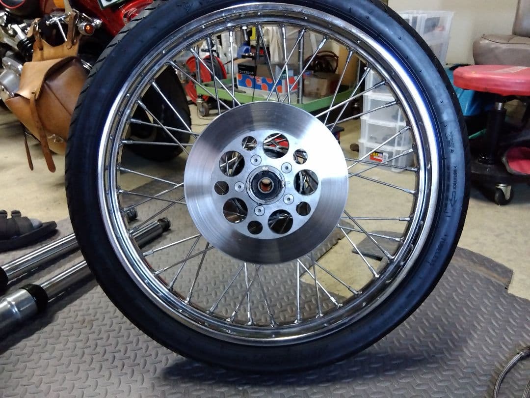 ハーレーショベルヘッド41Φワイドフォーク フロントフォークとホイールセット