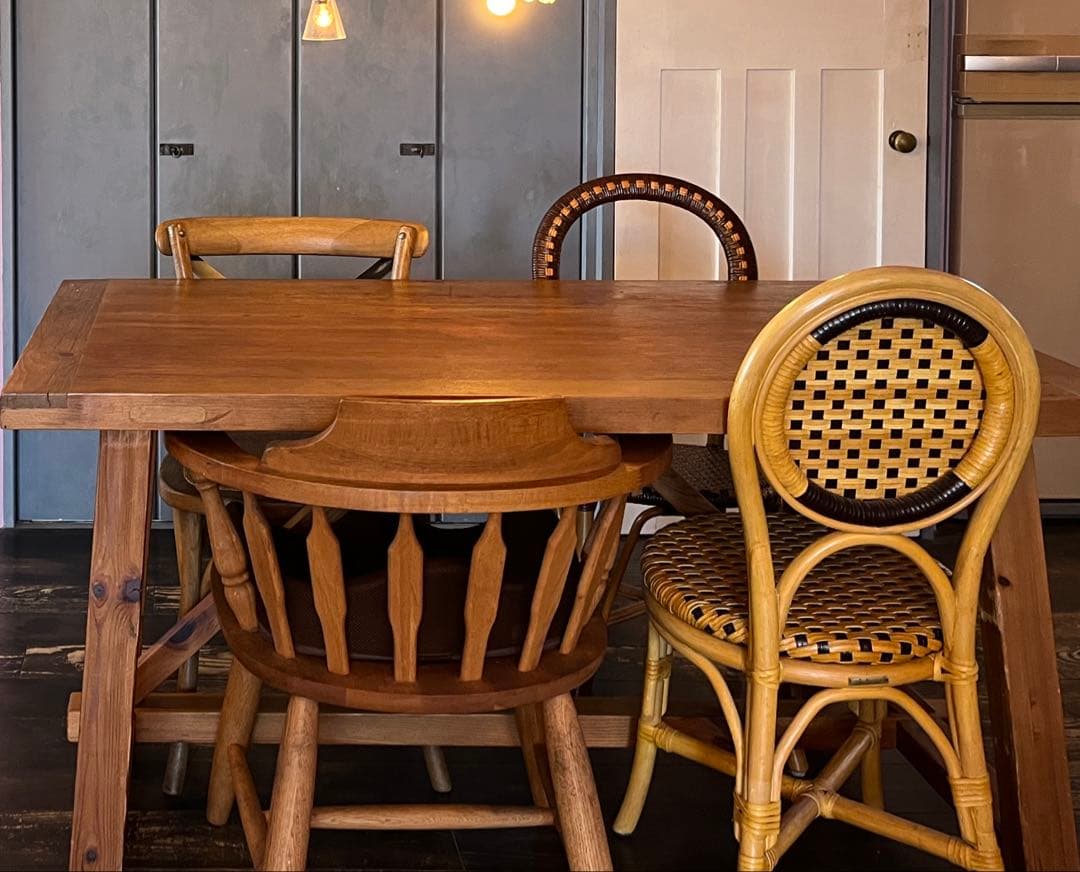 ゆうこ　アンティーク　イギリス　アームチェア　ダイニングチェア