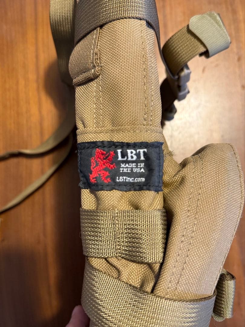 LBT実物9039モジュラーアサルトパック タンカラー