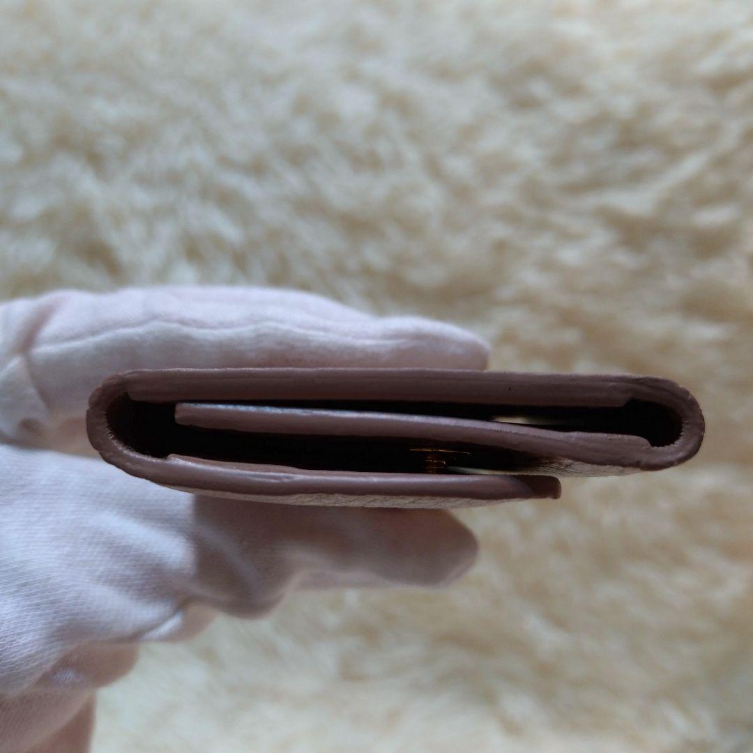 【美品】プラダ　キーケース　6連　三角ロゴプレート　レザー　ベージュ