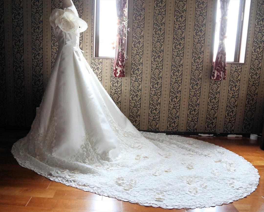 595グレースGRACEワンショルダー高級ウェディングドレス7号9号11号S～M