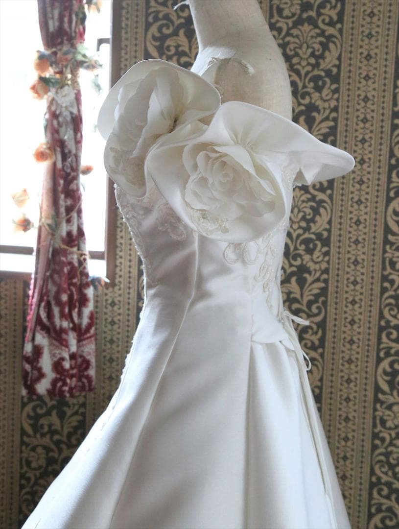 595グレースGRACEワンショルダー高級ウェディングドレス7号9号11号S～M