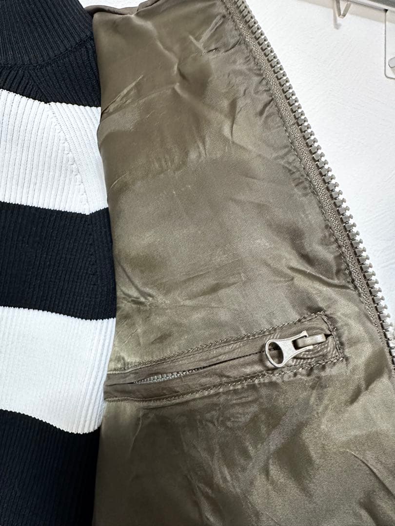 muta MARINE カモフラ　迷彩　ダウンベスト　美品　ブリーフィング