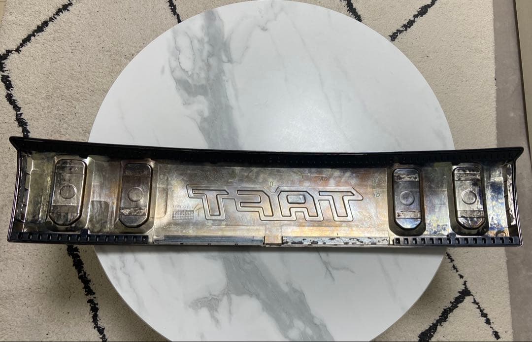 DAIHATSU TAFT タフト　フードガーニッシュ　ダークブラックメッキ