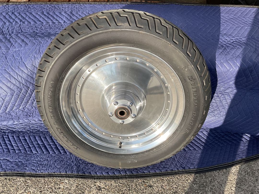 ⑤ F16 R200-17　ソフテイル　ワイドタイヤ　ホイール　ハーレー　後