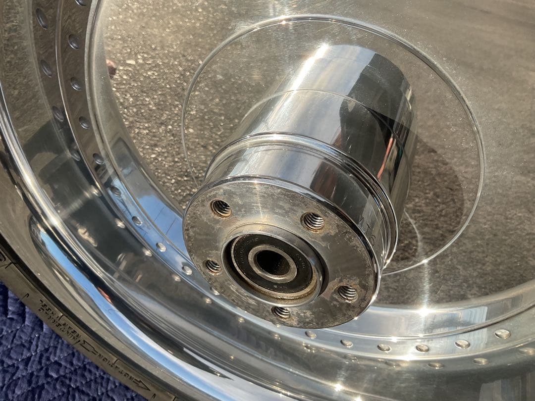 ⑤ F16 R200-17　ソフテイル　ワイドタイヤ　ホイール　ハーレー　後