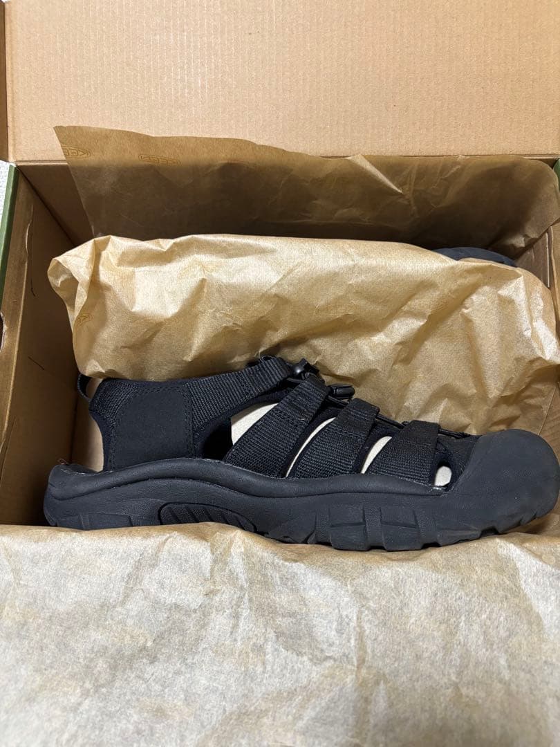 期間限定値下げ KEEN ニューポートH2 28センチ ブラック 黒