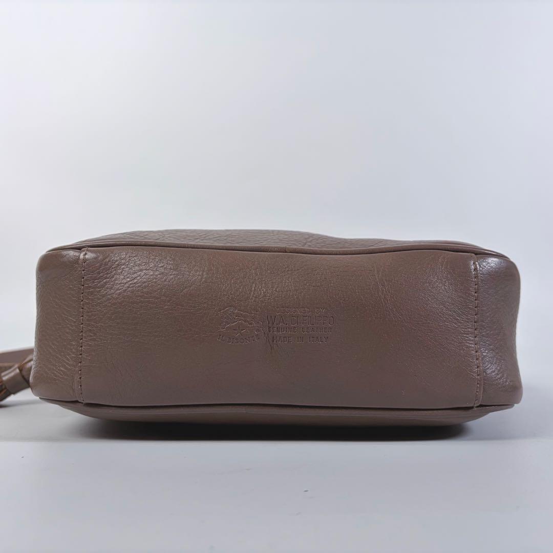 【現行モデル】イルビゾンテ　デカロゴ　クロスボディ　ショルダー付き　タッセル