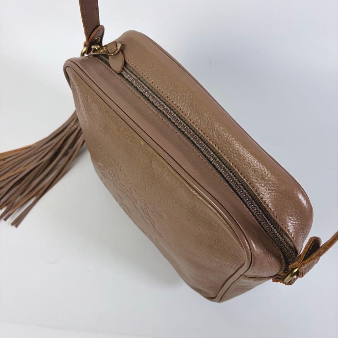 【現行モデル】イルビゾンテ　デカロゴ　クロスボディ　ショルダー付き　タッセル