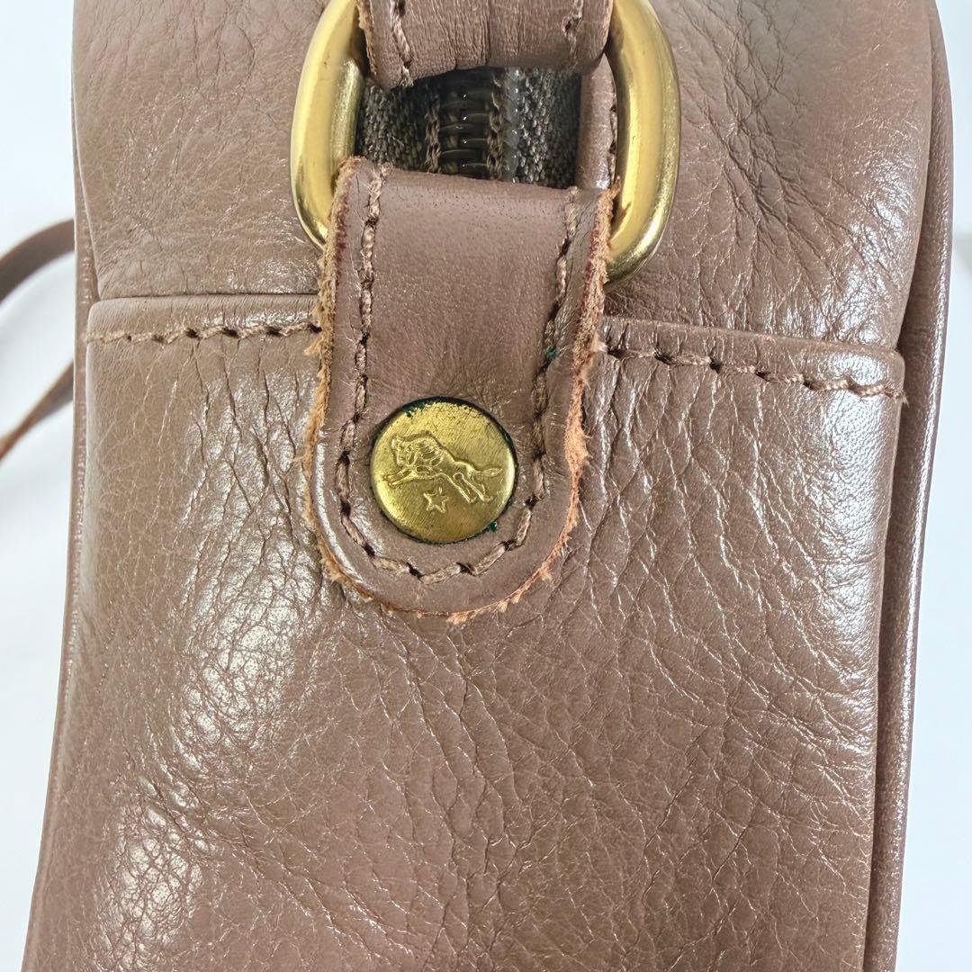 【現行モデル】イルビゾンテ　デカロゴ　クロスボディ　ショルダー付き　タッセル