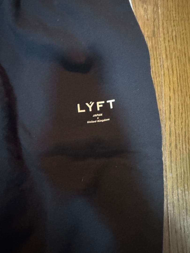 完売LYFTサイドボタンスウェットパンツ