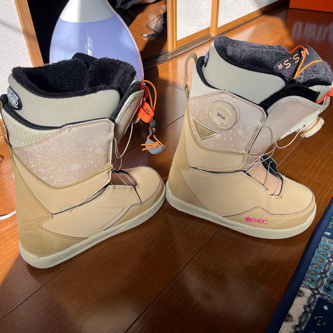 23-24 thirtytwo LUSHD DOUBLEBoA【大幅値下げ】