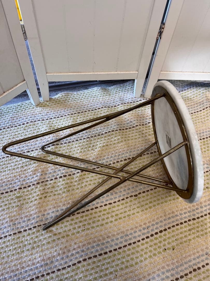 送料込み！ZARA  ザラホーム 大理石円形サイドテーブル レア