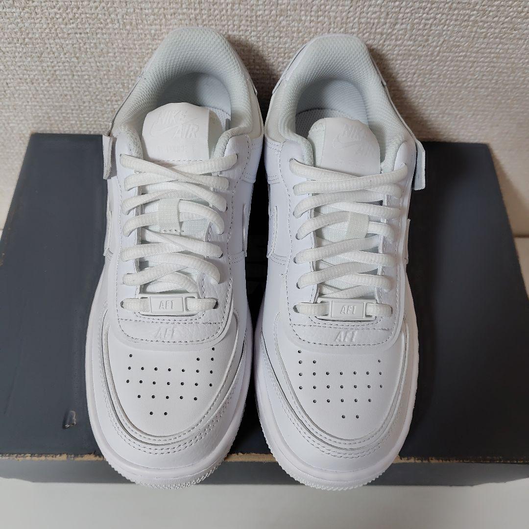 NIKE W AF1 SHADOW 22cm 白