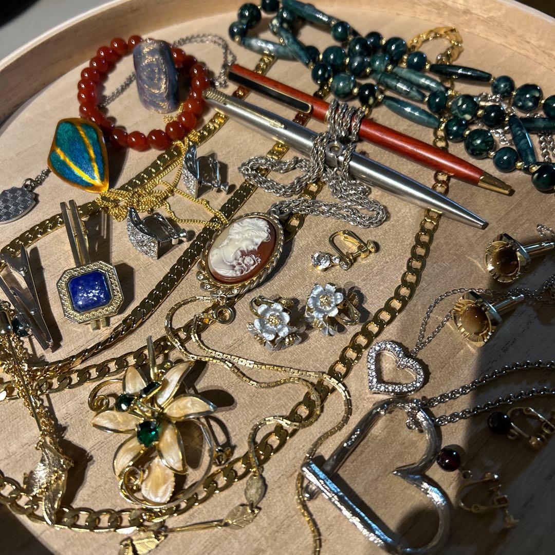 A*B様 再【大量まとめ売り】刻印有　多彩なアクセサリー貴金属　PENなど