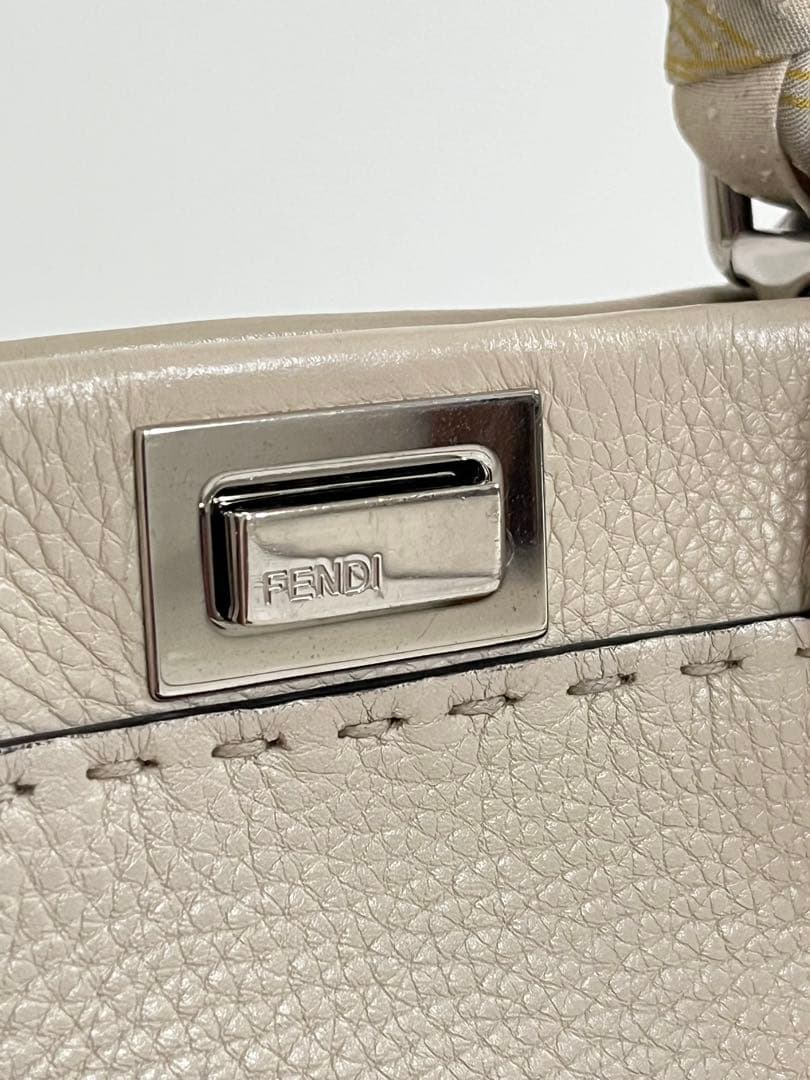 ⚪︎FENDI⚪︎ フェンディ ピーカブー ミニ セレリア パイソン 2way