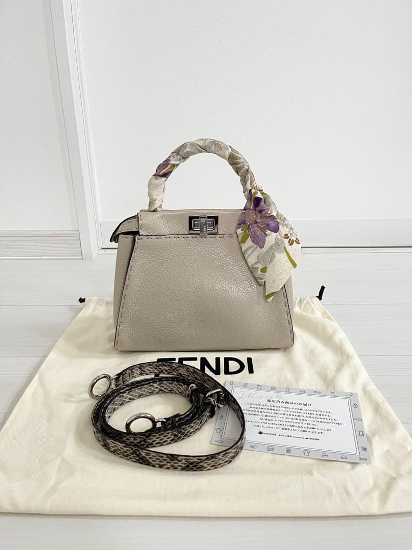 ⚪︎FENDI⚪︎ フェンディ ピーカブー ミニ セレリア パイソン 2way