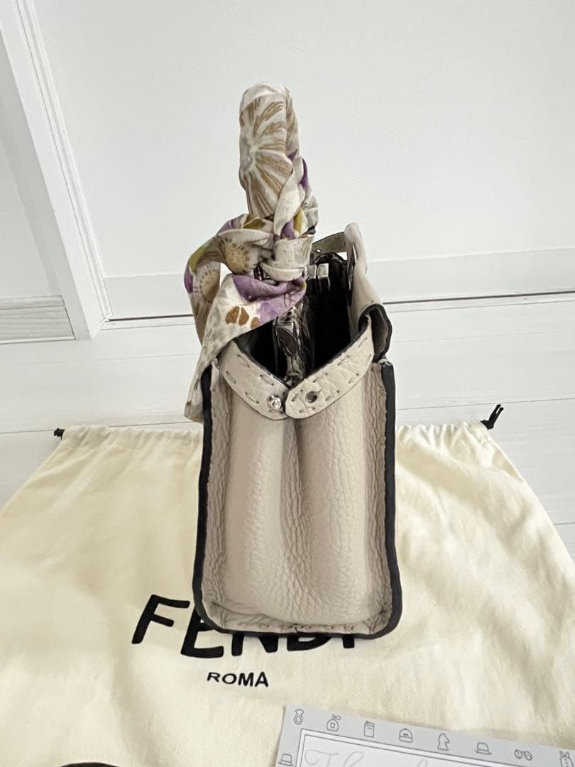 ⚪︎FENDI⚪︎ フェンディ ピーカブー ミニ セレリア パイソン 2way