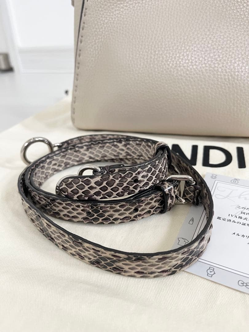 ⚪︎FENDI⚪︎ フェンディ ピーカブー ミニ セレリア パイソン 2way