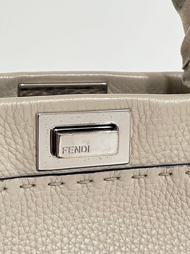 ⚪︎FENDI⚪︎ フェンディ ピーカブー ミニ セレリア パイソン 2way