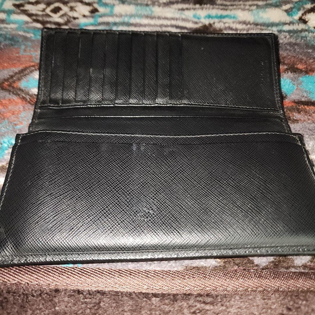 PRADA　サフィアーノトライアングル　長財布