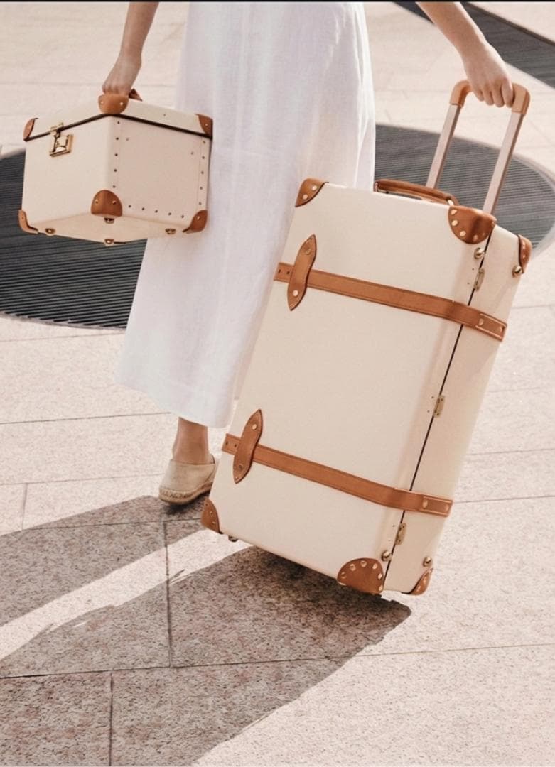 【✨グローブトロッター✨ サファリ】 キャリーオン 2輪 アイボリー