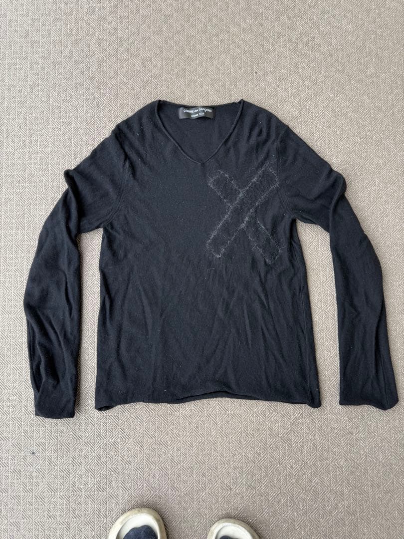 COMME des GARÇONS 黒 Vネック 長袖カットソー