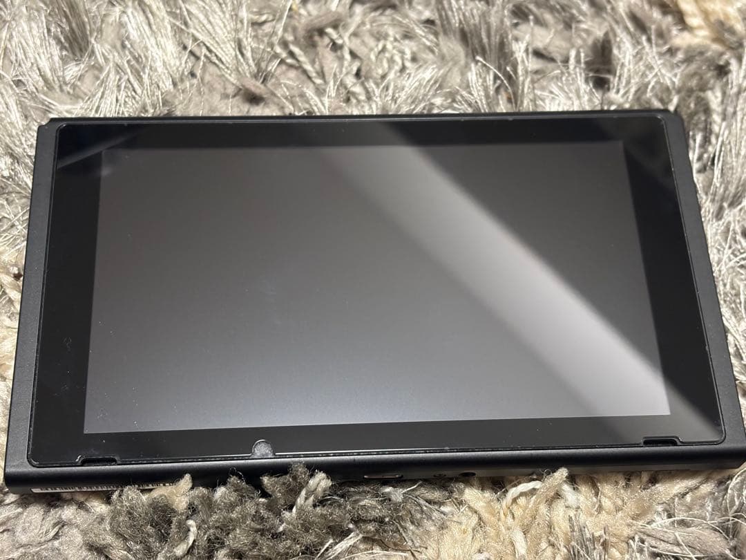 バッテリー強化版　Nintendo Switch 2024年製　極美品