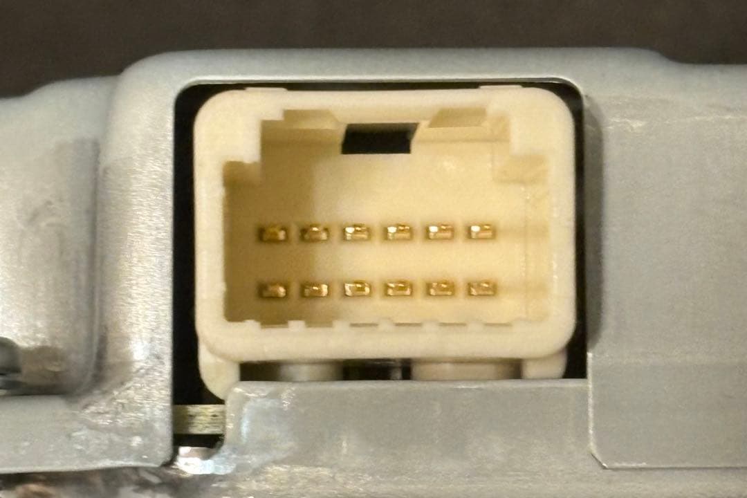 ハイブリッドバッテリ ボルテージセンサー アクア等