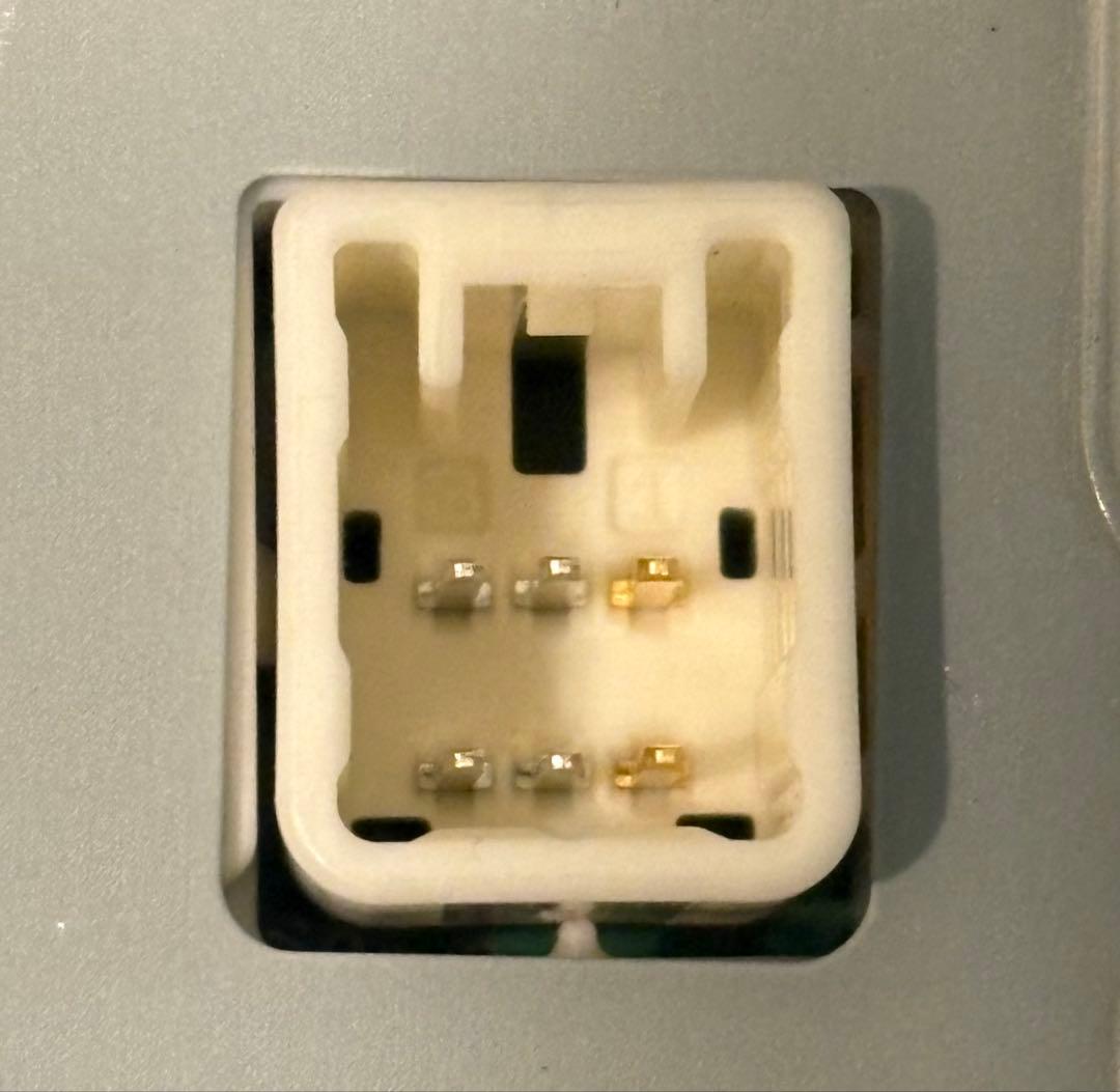 ハイブリッドバッテリ ボルテージセンサー アクア等