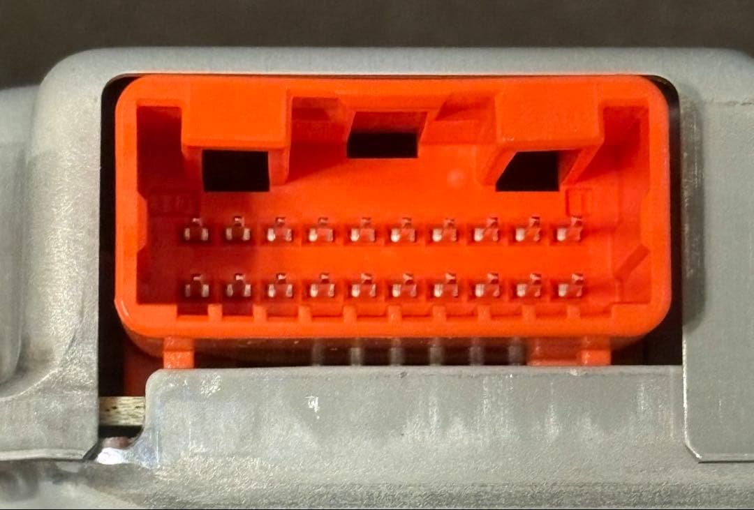 ハイブリッドバッテリ ボルテージセンサー アクア等